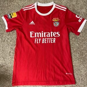 Benfica soccer jersey size medium. Very good condition